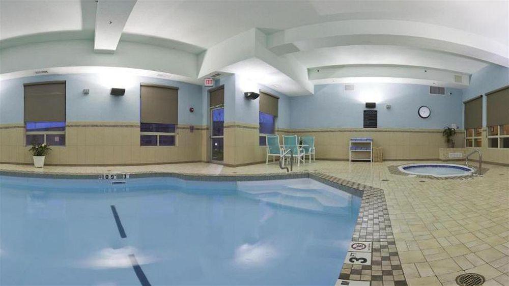 Express & Suites-edmonton South By Ihg Hotel Edmonton